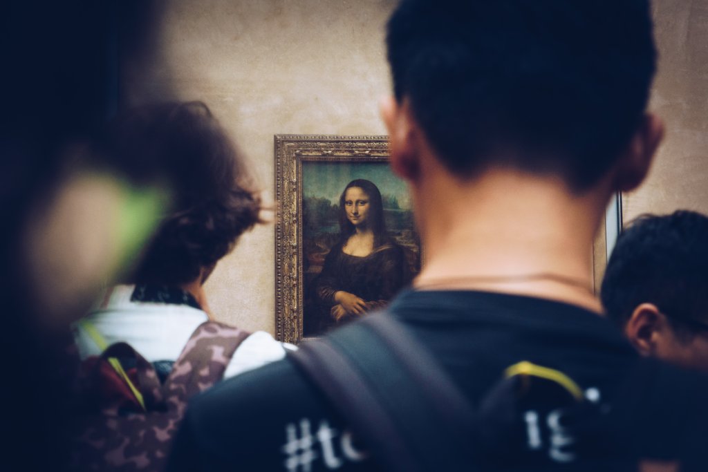 mona lisa
art gallery
observing beauty 